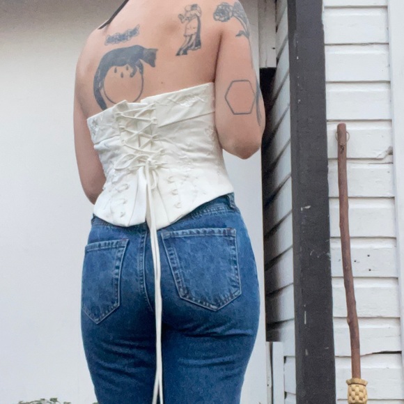 Strapless tie back bridal top - Picture 4 of 4